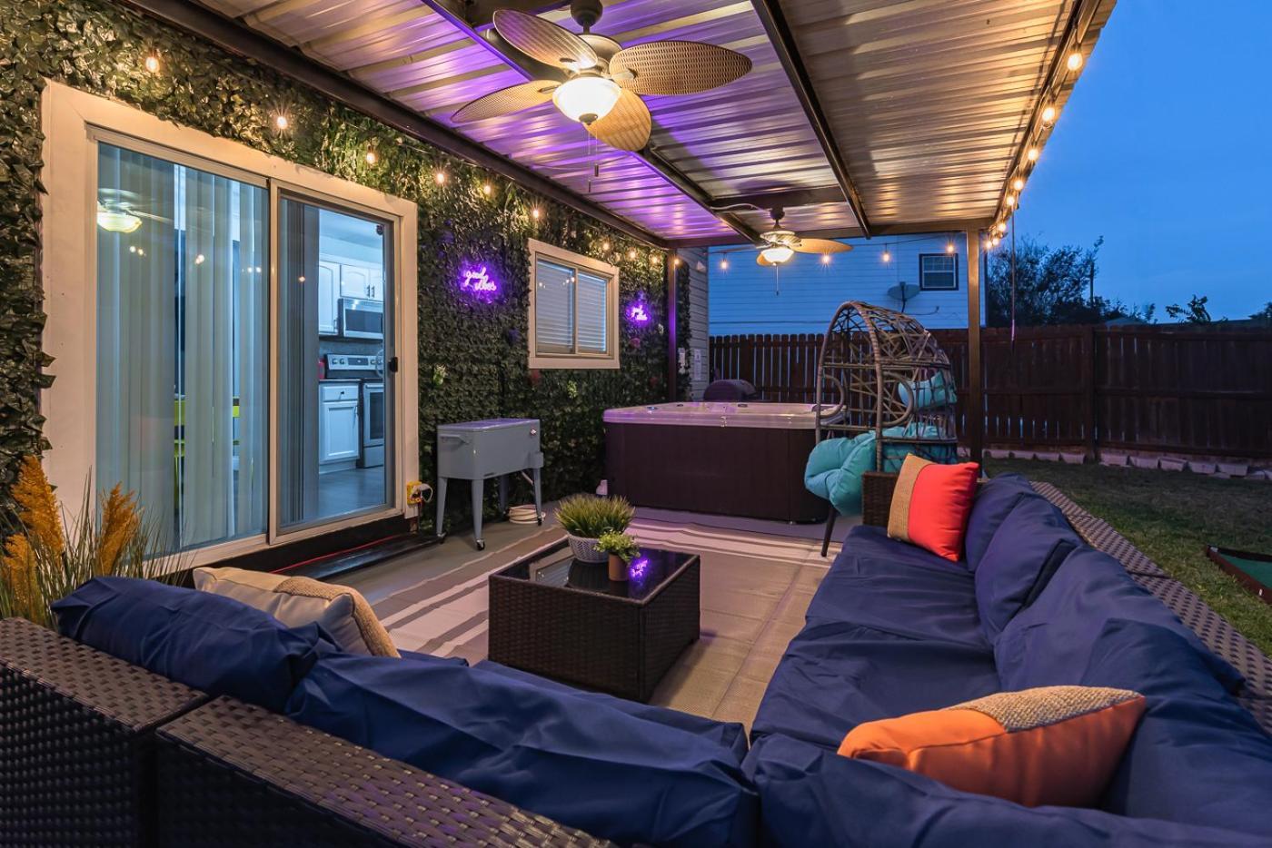 Gameroom, Bbq & Hot-Tub By Lackland & Seaworld Σαν Αντόνιο Εξωτερικό φωτογραφία