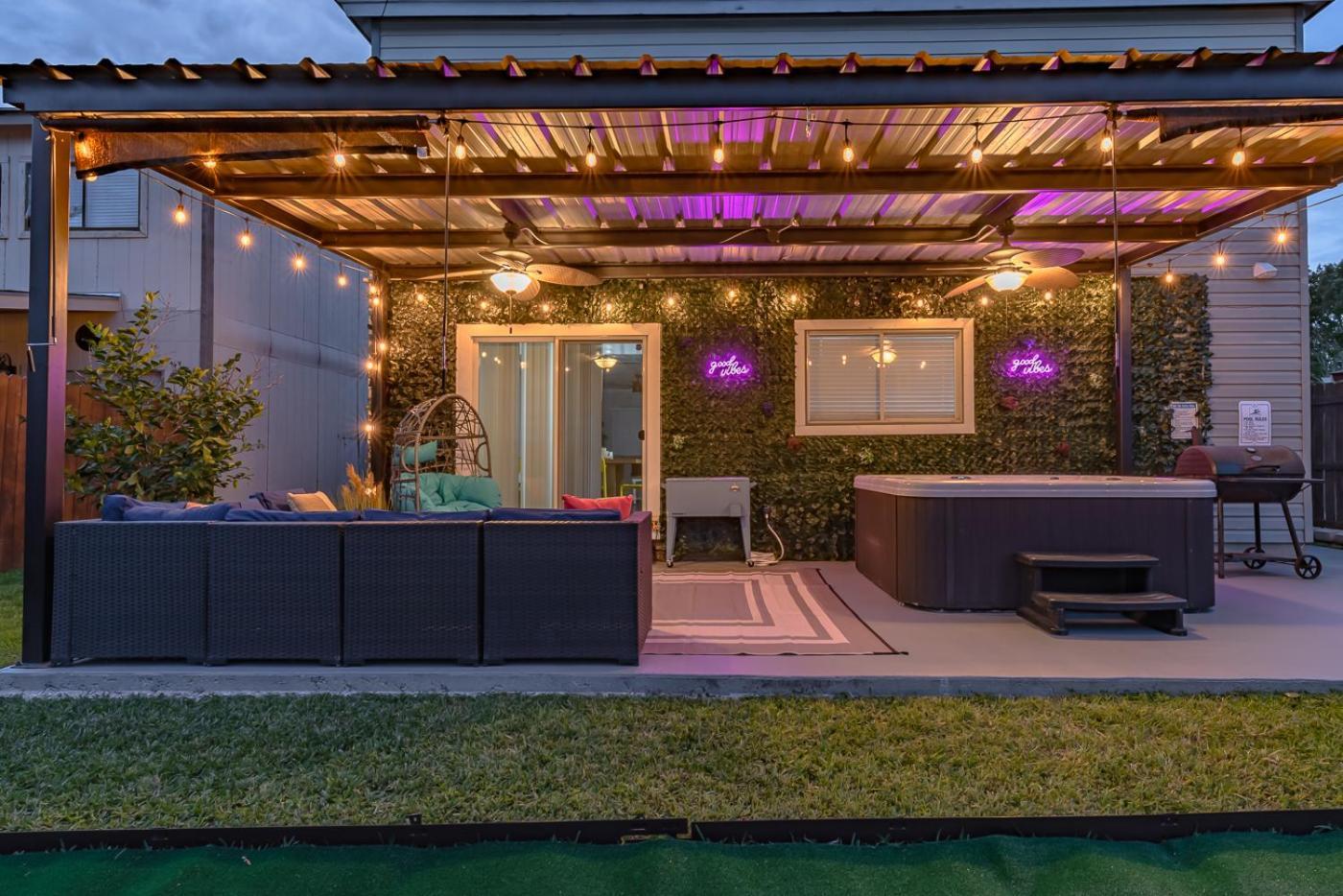 Gameroom, Bbq & Hot-Tub By Lackland & Seaworld Σαν Αντόνιο Εξωτερικό φωτογραφία